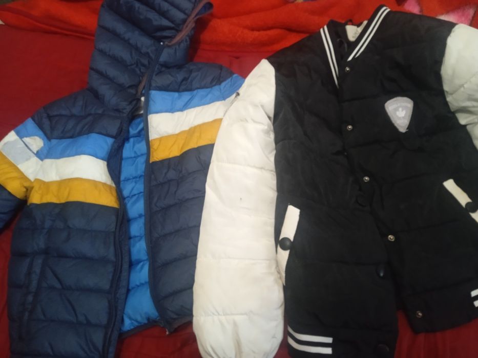Куртки на ребенка .хор