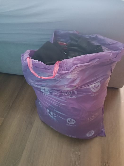 Ubrania r głównie  s kilka m