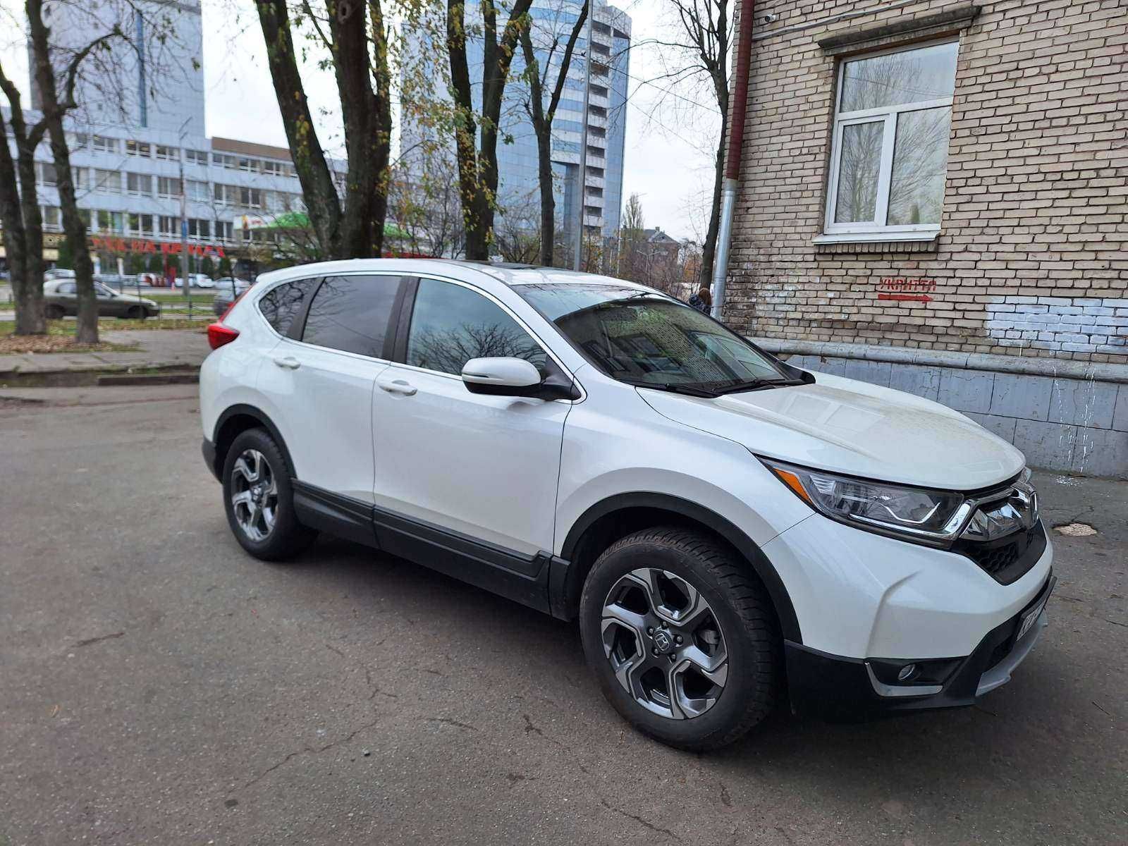 HONDA CR-V 2018 року (52500 км) Ідеальний баланс між ціною і якістю !