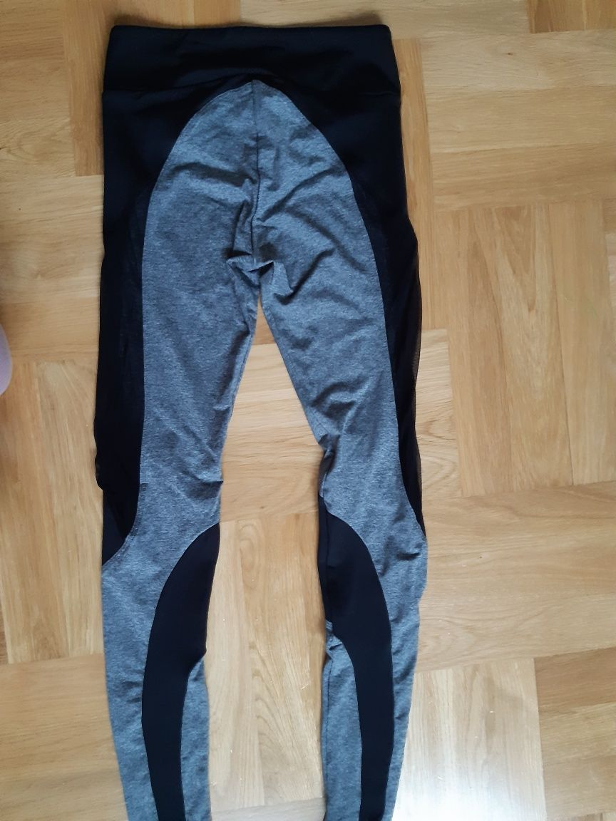 Legginsy Gym Glamour XS z siateczką po bokach czarne szare