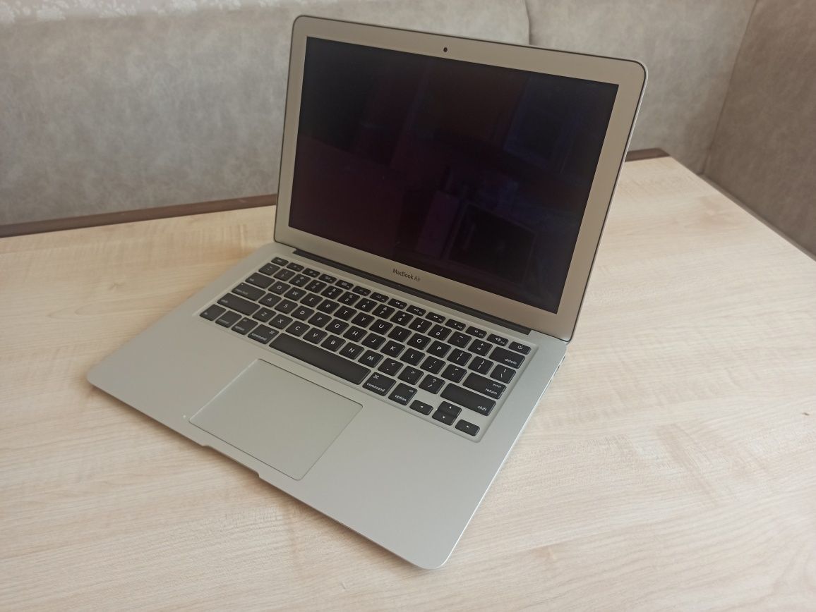 Macbook A1369 на запчасти