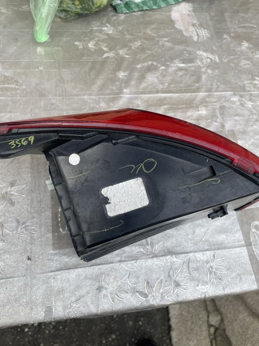 Задний правый фонарь в крыло оригинал!! Jetta 6 use 2015г