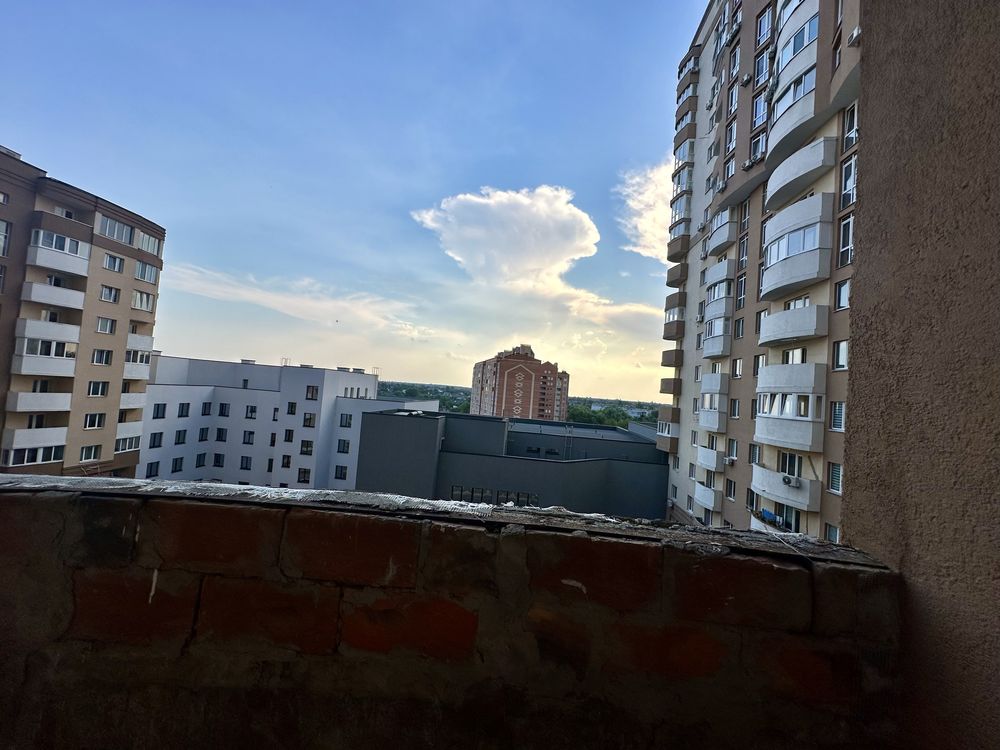 Продаж 2 х кімн квартири в центрі міста
