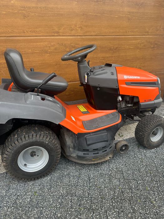 Kosiarka traktorek Husqvarna  90 Mth  2021 rok