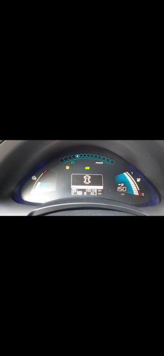 Продам Nissan leaf 24 квт