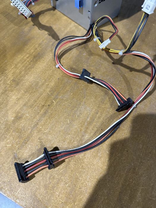 Fonte alimentação DELL operacional