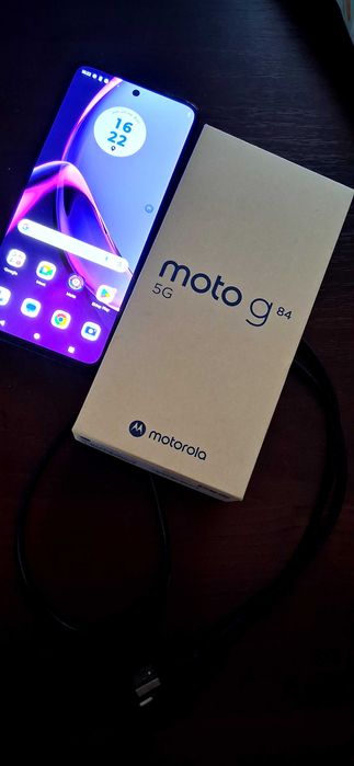Moto g84 stan bdb