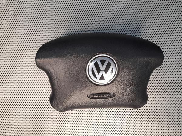 Airbag do volante VOLKSWAGEN Golf IV (1J1)