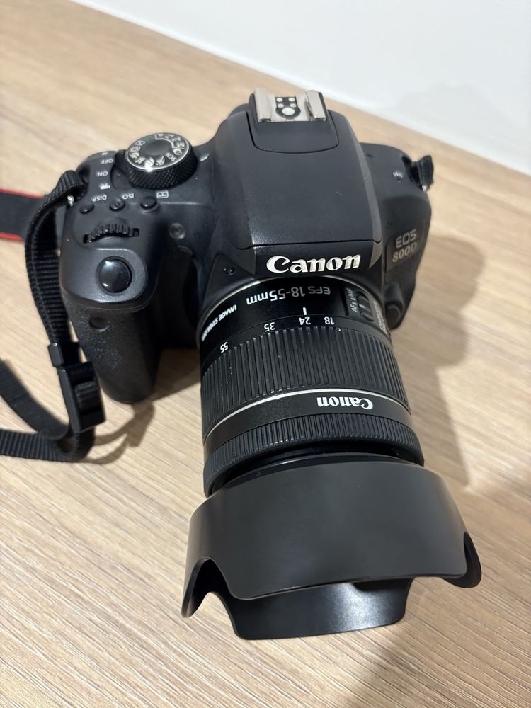 Canon EOS 800D + 3 Objetivas + Bolsas + Parasol