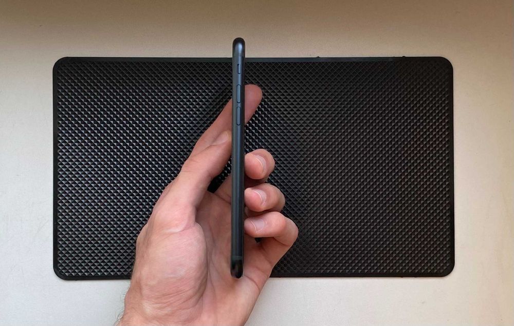 Хороший iPhone SE 2022 - 64 гб - 89% АКБ - NEVERLOCK - MIDNIGHT