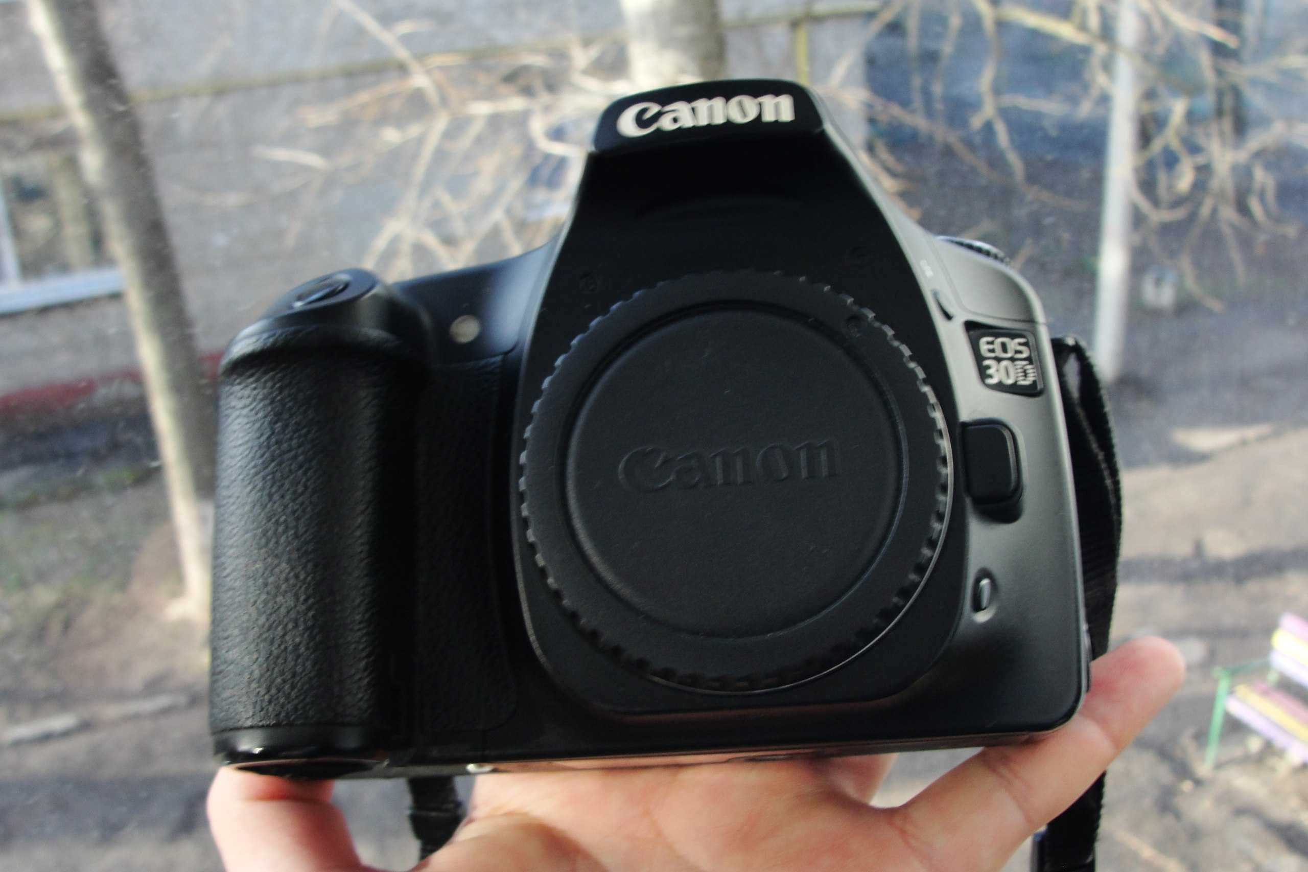 Фотоапарат Canon eos30D