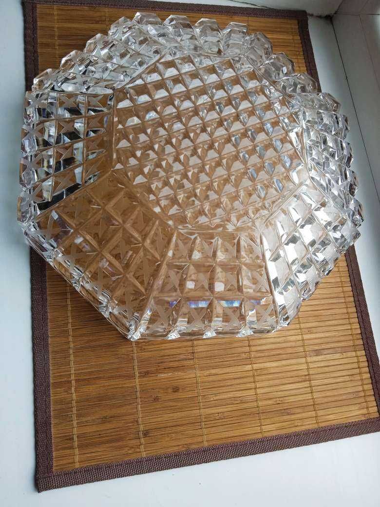 Вазы  хрусталь раритетный.