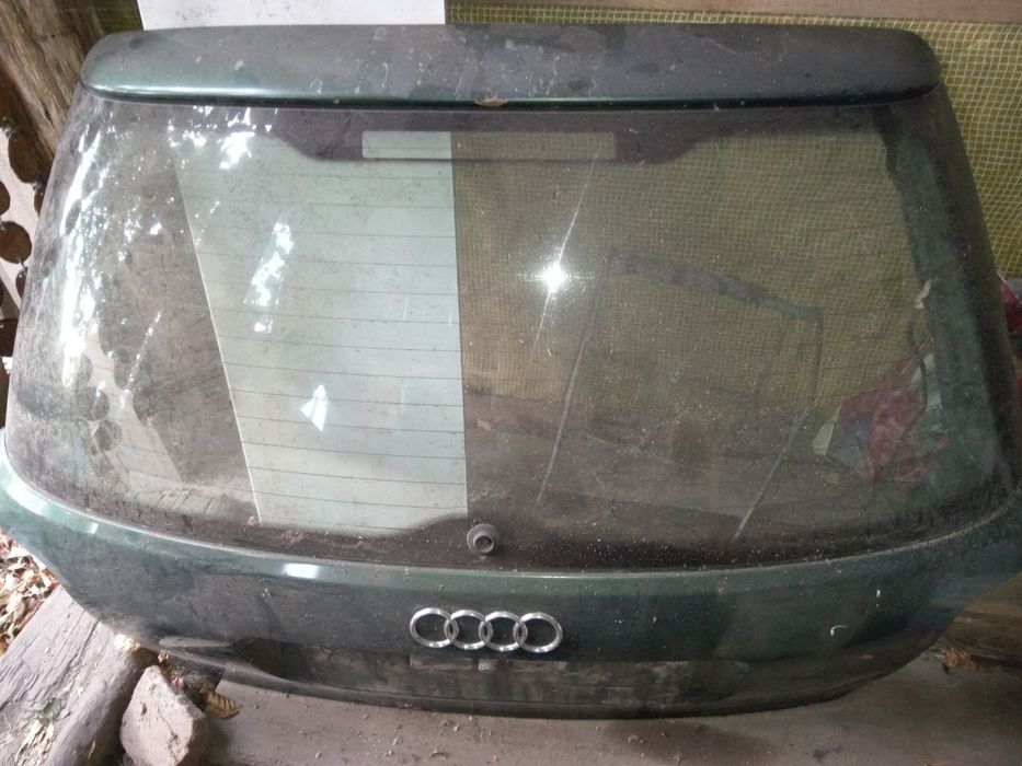 Ляда Audi A4 B5  Продам