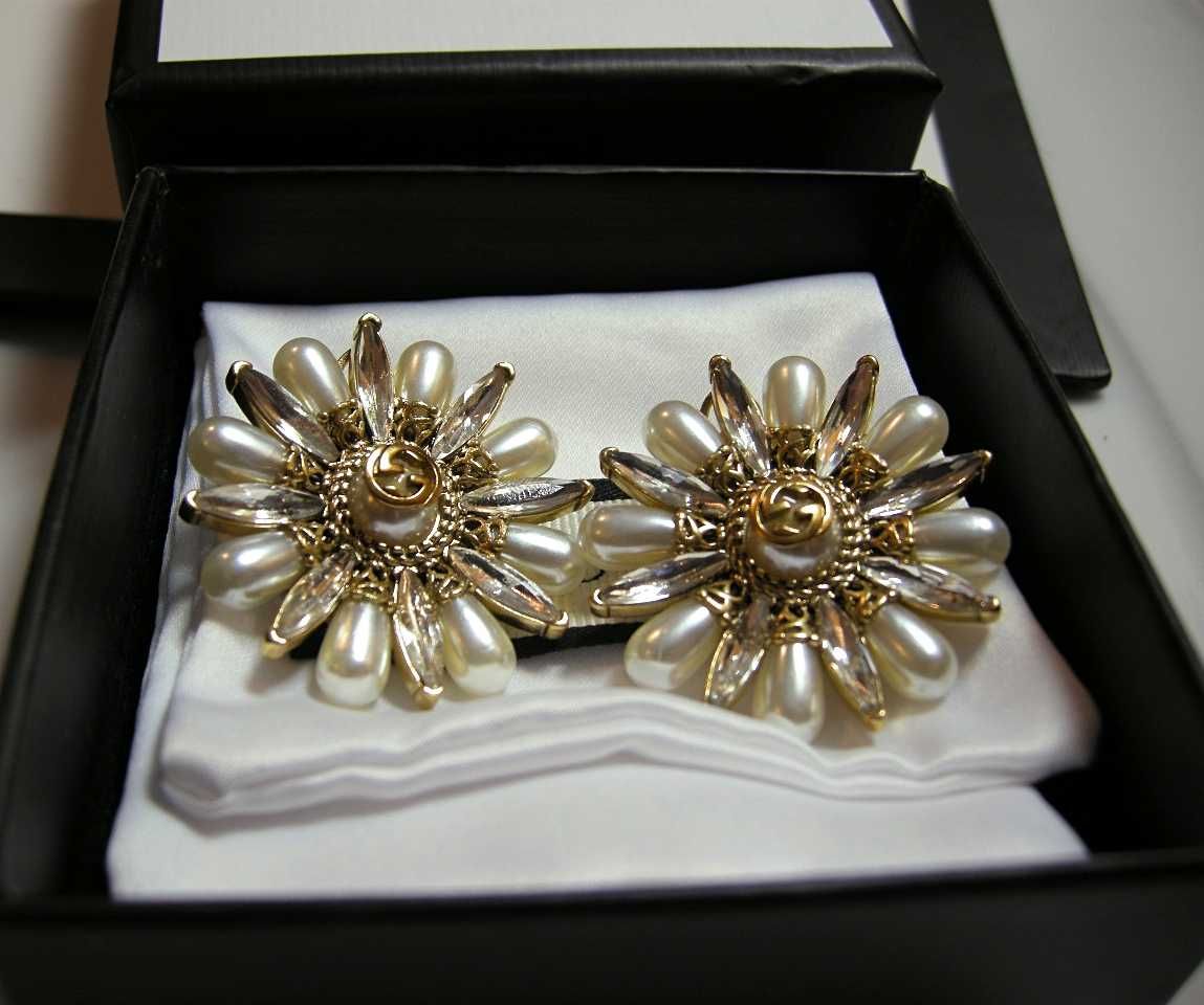 Gucci Gucci brass pearl, crystal GG Earrings kolczyki