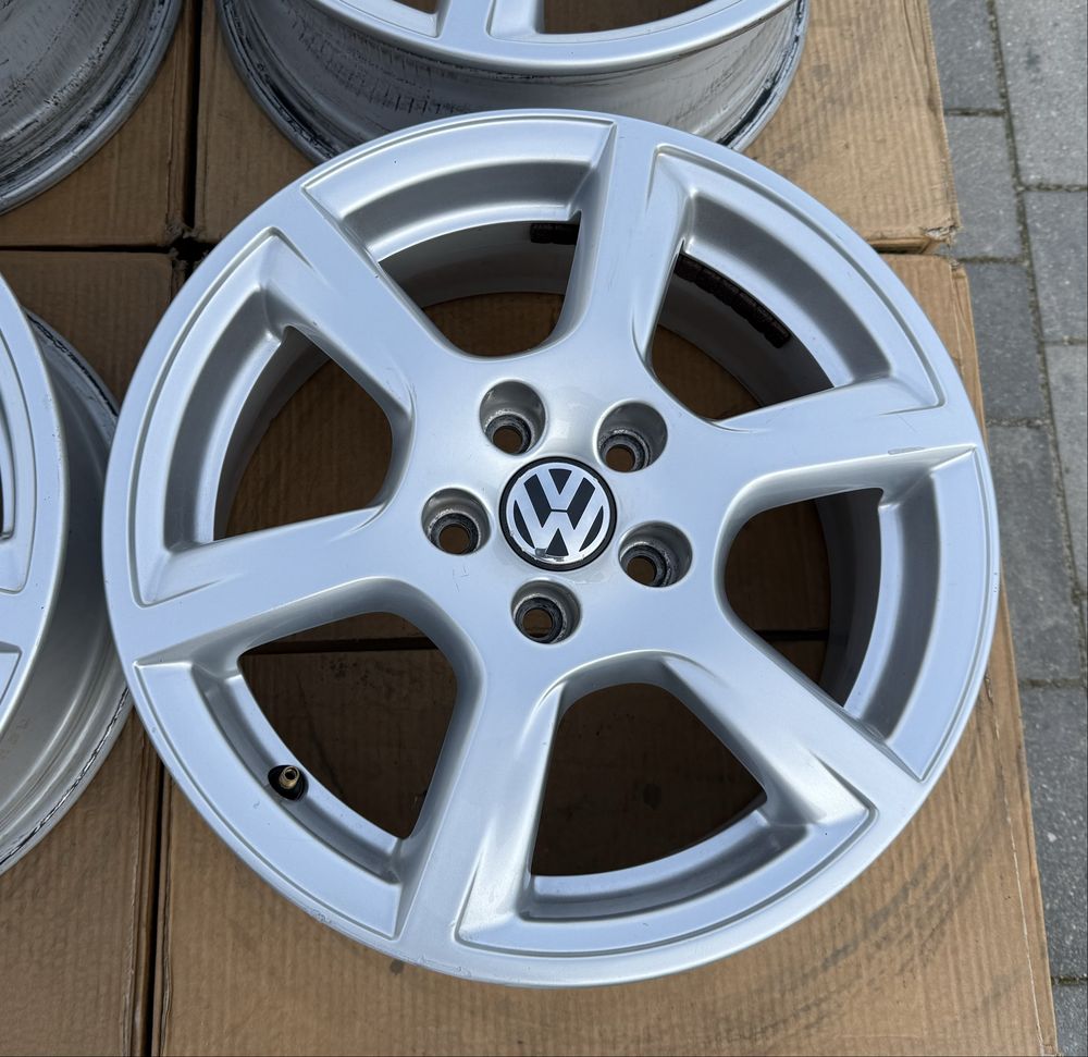 Oryginalne Felgi Volkswagen 15” 5x100 Polo T-cross Bora Golf Skoda