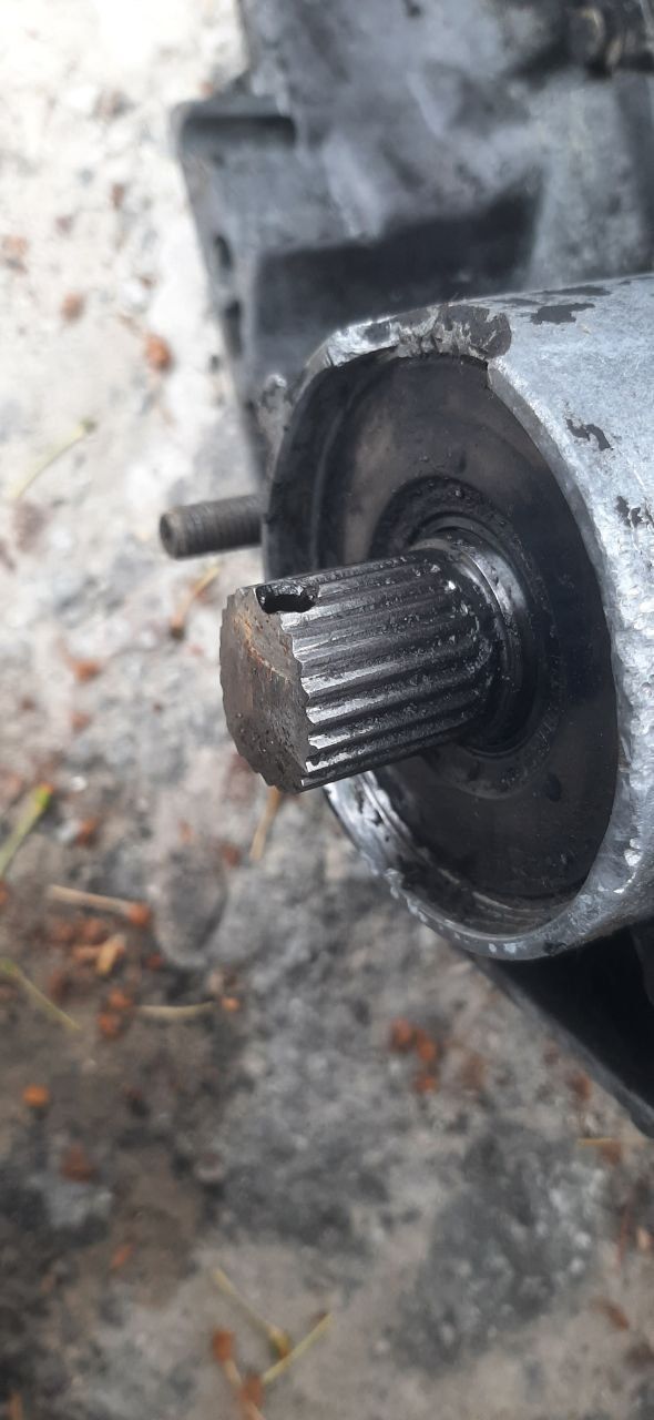 КПП Volvo 440 460 1.8 8v коробка

передач т55-373m