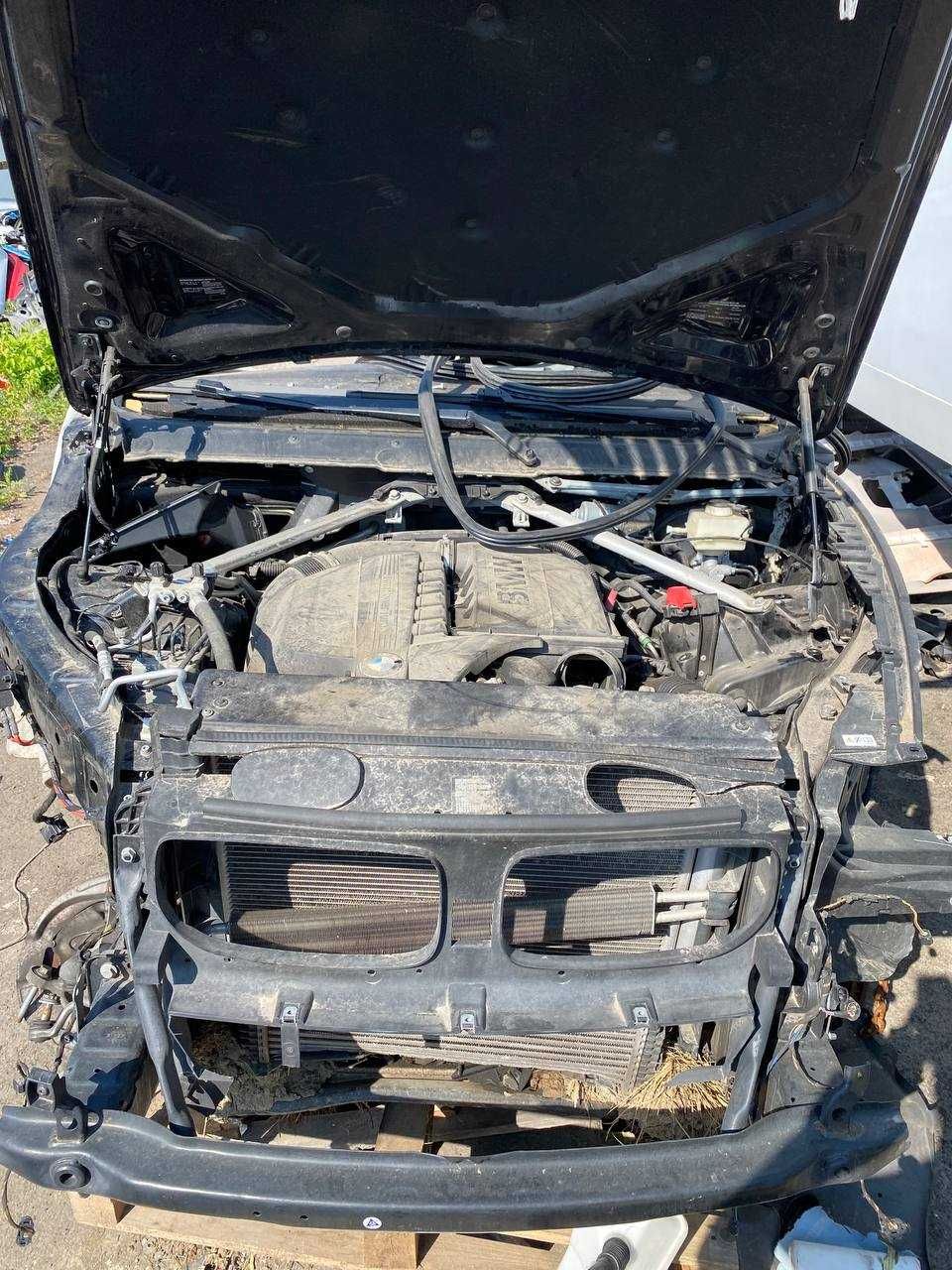 Запчасти, разборка BMW X5 E70 3.0L