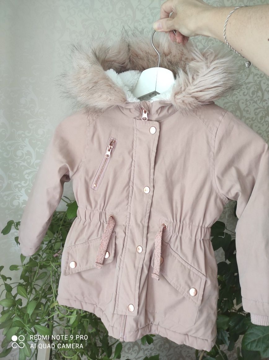 Парка, куртка, девочка, 4-5 лет, теплая , мех внутри, нюдовая, Primark