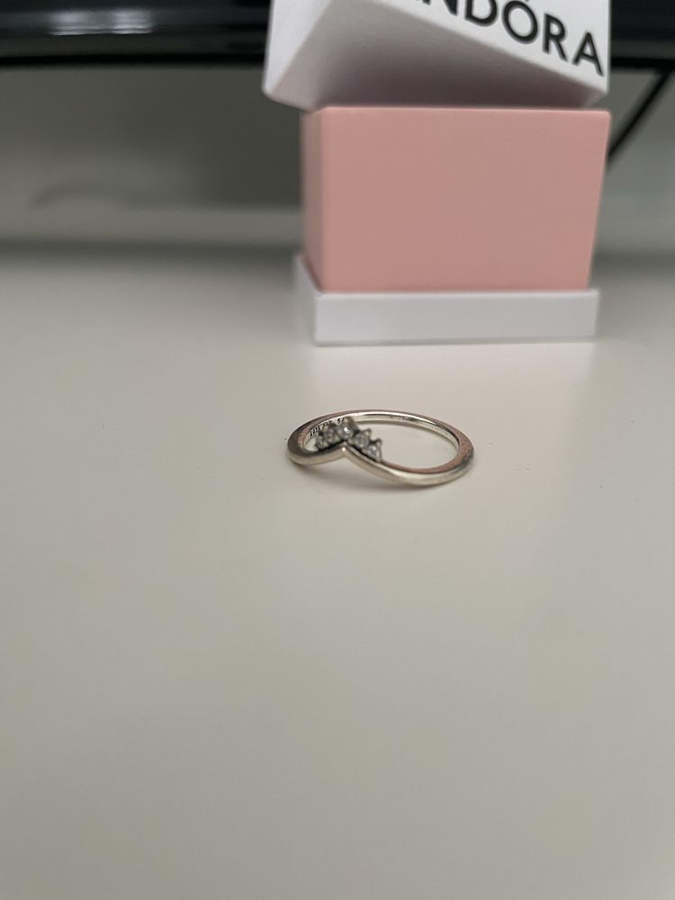 Anel Tiara Wishbone