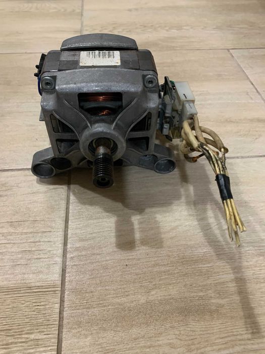 Двигун для пральної машини Zanussi MCA 38/64-148/ZN 3