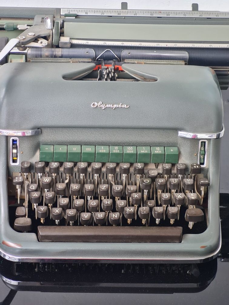 Maszyna do pisania Olympia antyk