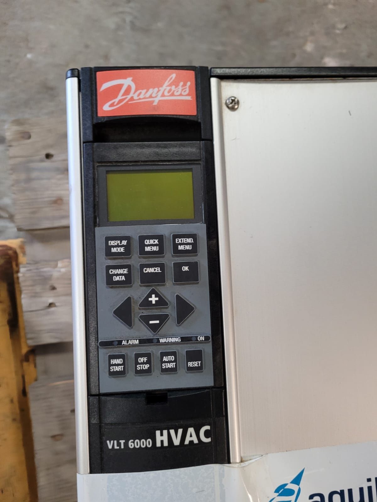 Falownik Danfoss VLT 6000 HVAC VLT6032 31,6 kVa 44A