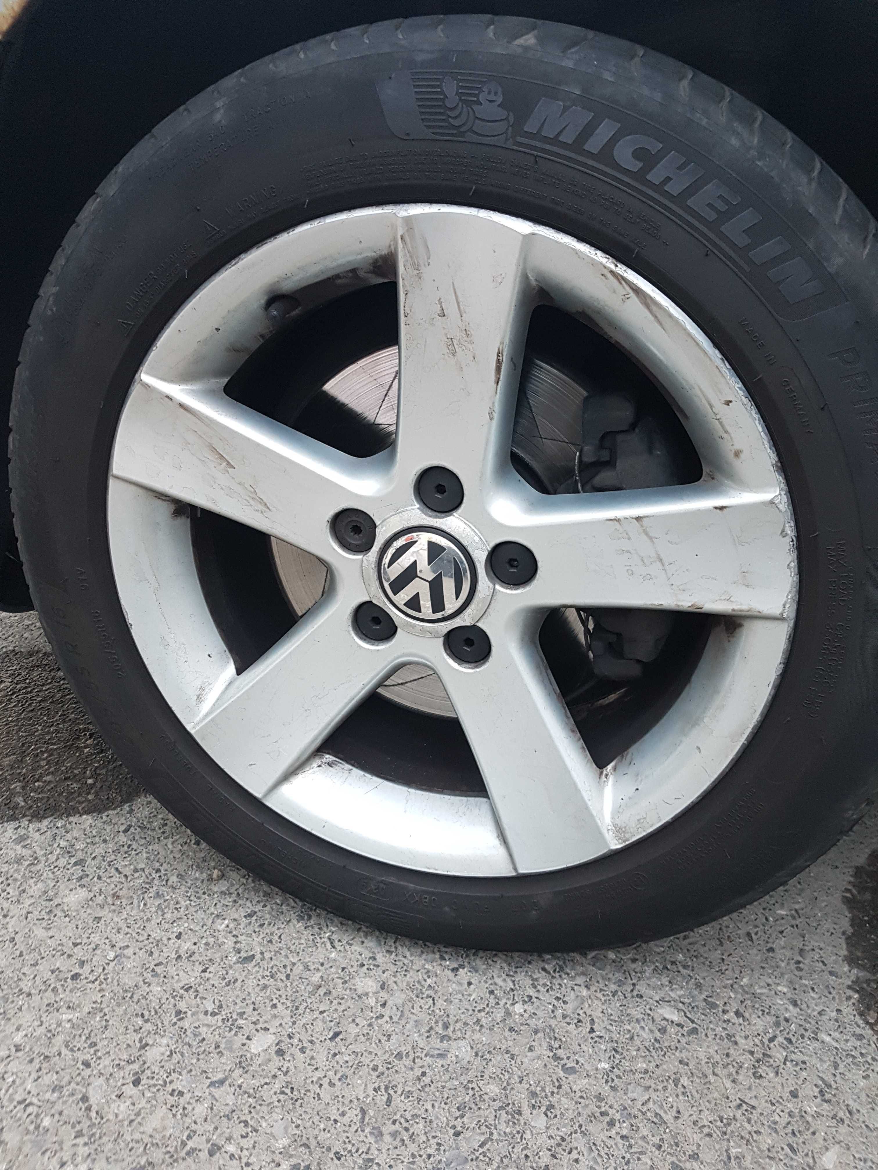 Felgi VW 16" z oponami letnimi , wyważone