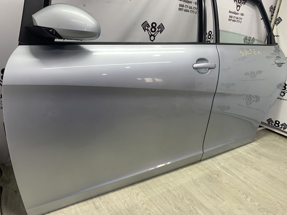 Дверка ліва Seat Altea двері Сеат Альтеа передня 2004-2015