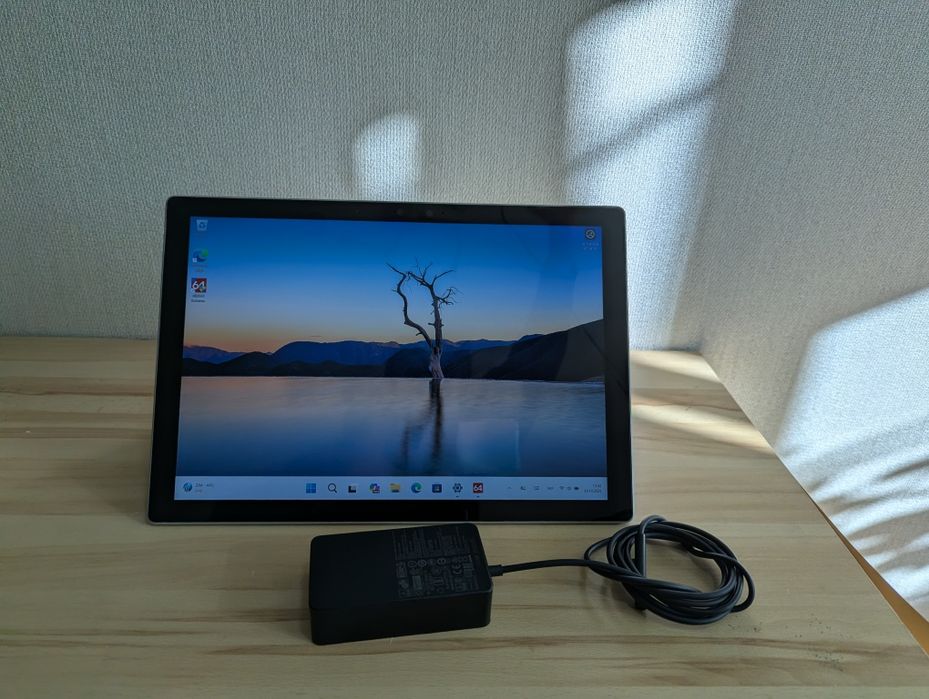 Планшет Microsoft Surface Pro 7+ Intel Core i5-1135g7 8/256gb