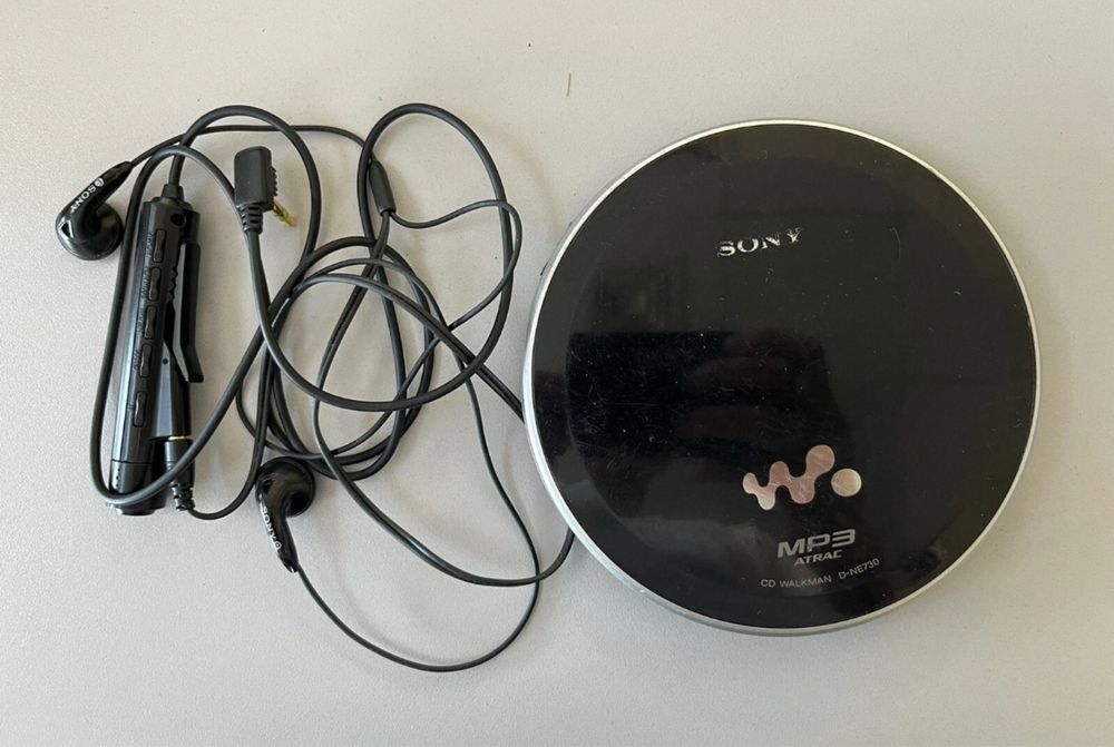 Sony cd WALKMAN d-ne730