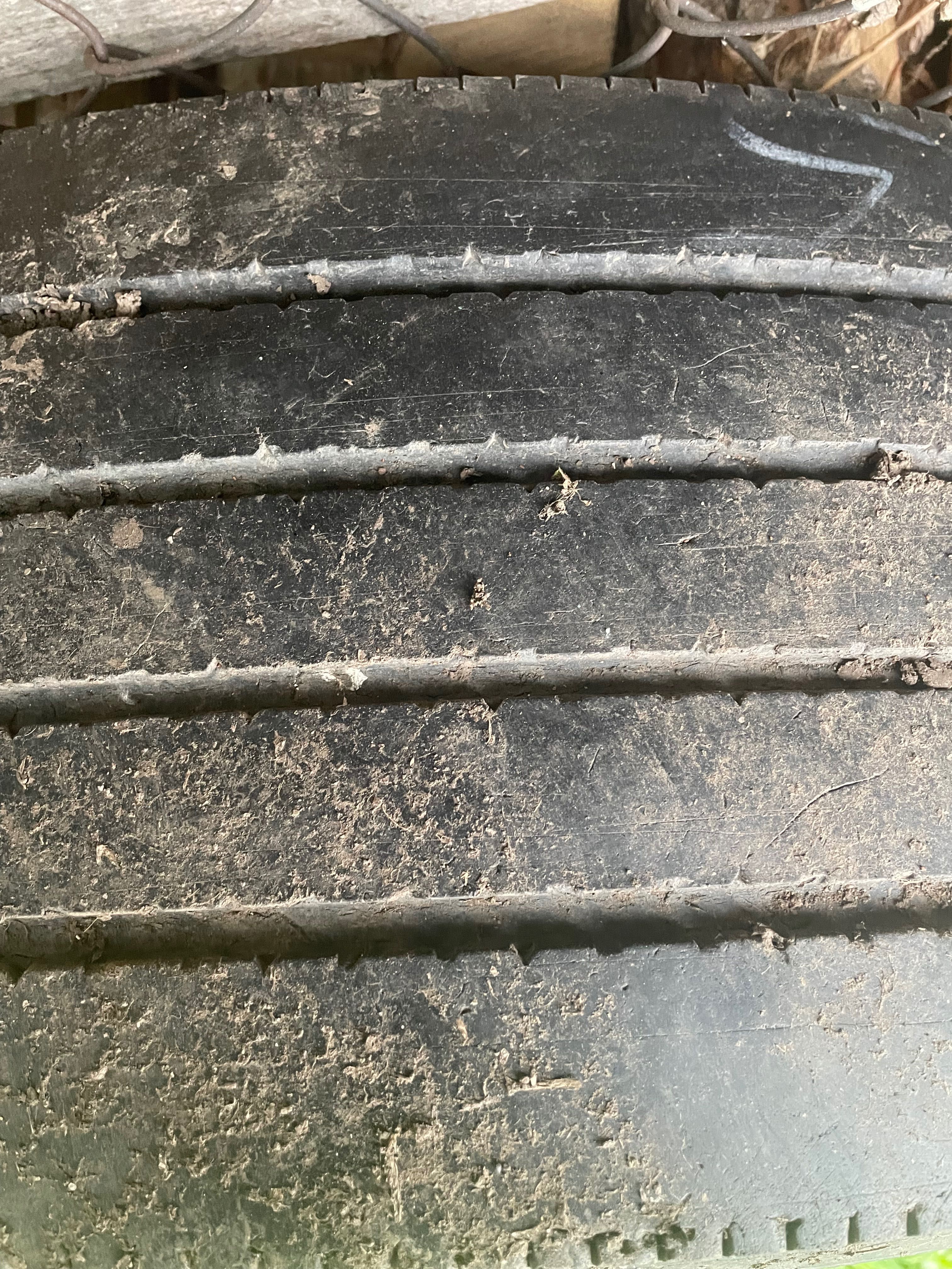 Колесо 295/80R22.5