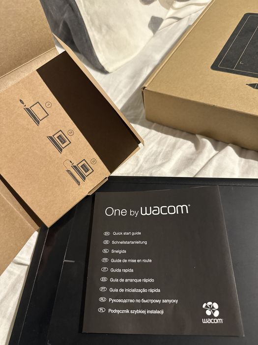 Tablet graficzny One by Wacom