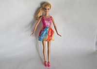 Lalka Barbie Mattel klasyczna z ubrankiem i butami
