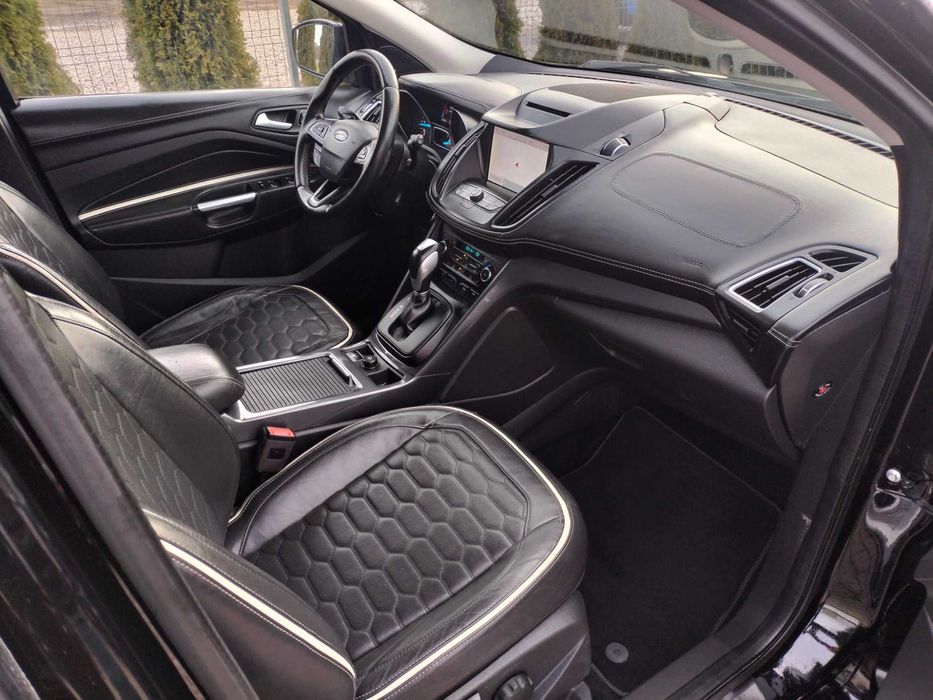 Ford Kuga z 2017 roku 2.0d 150KM Automat 4x4