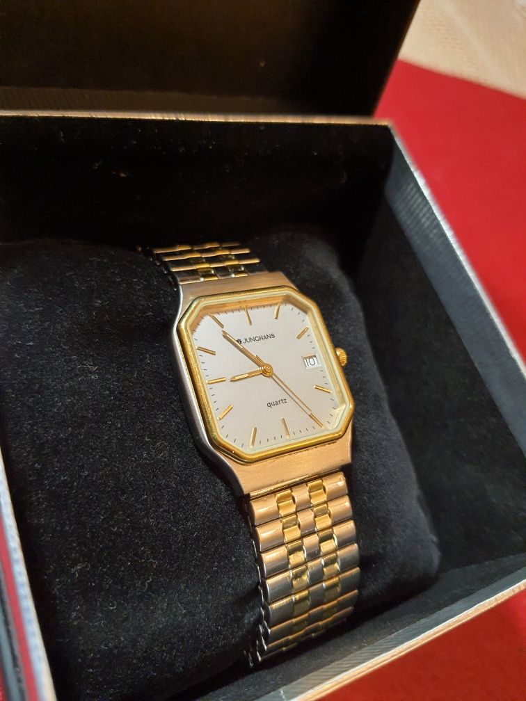 Zegarek Junghans