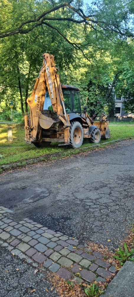 Usługi minikoparką koparką i koparko-ładowarką