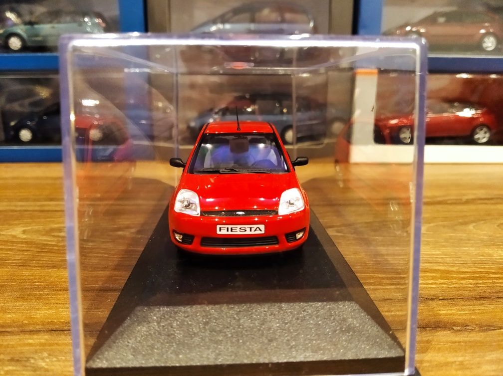 1:43 Minichamps Ford Fiesta MK6 model