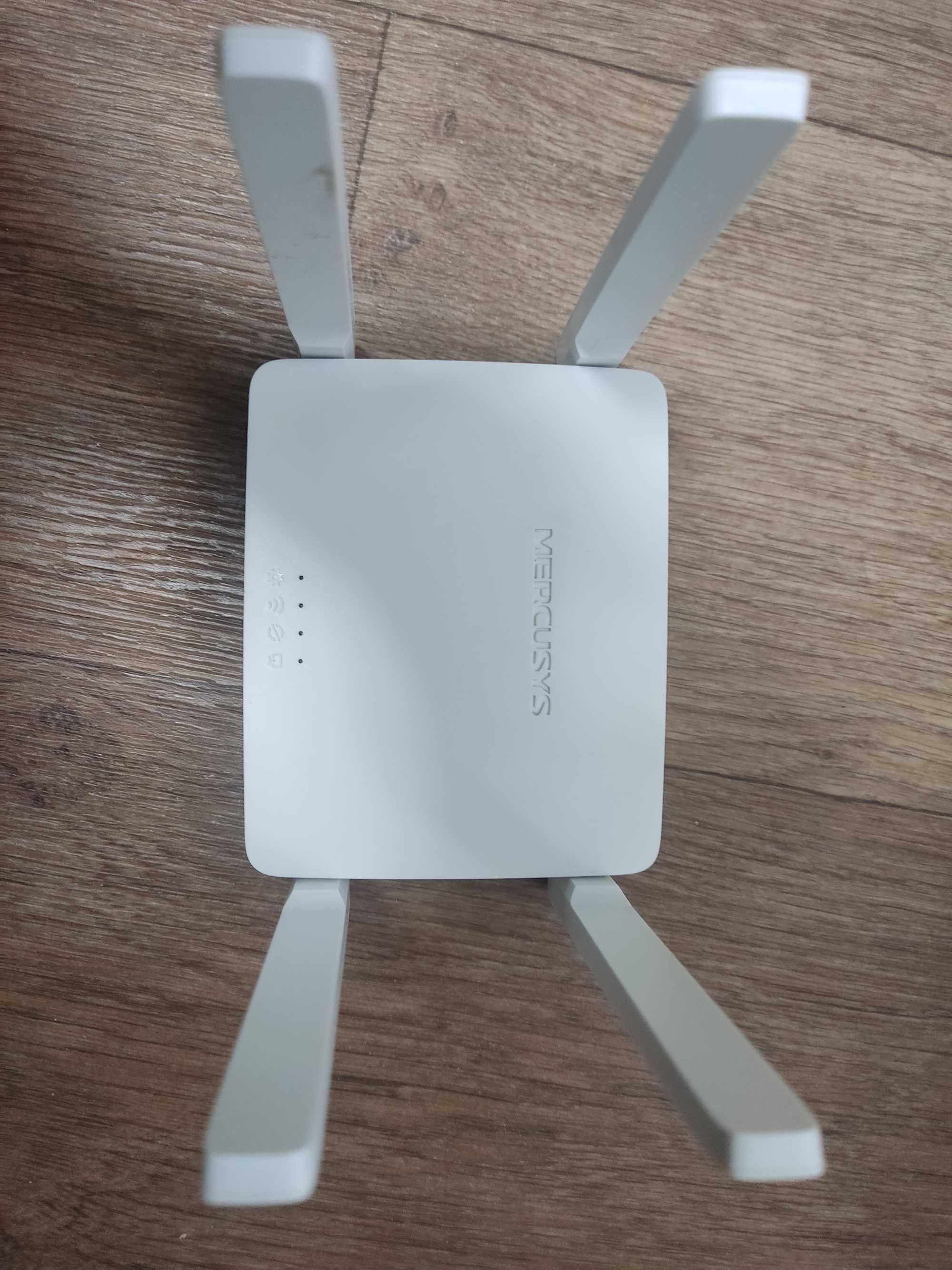 Mercusys AC10 роутер