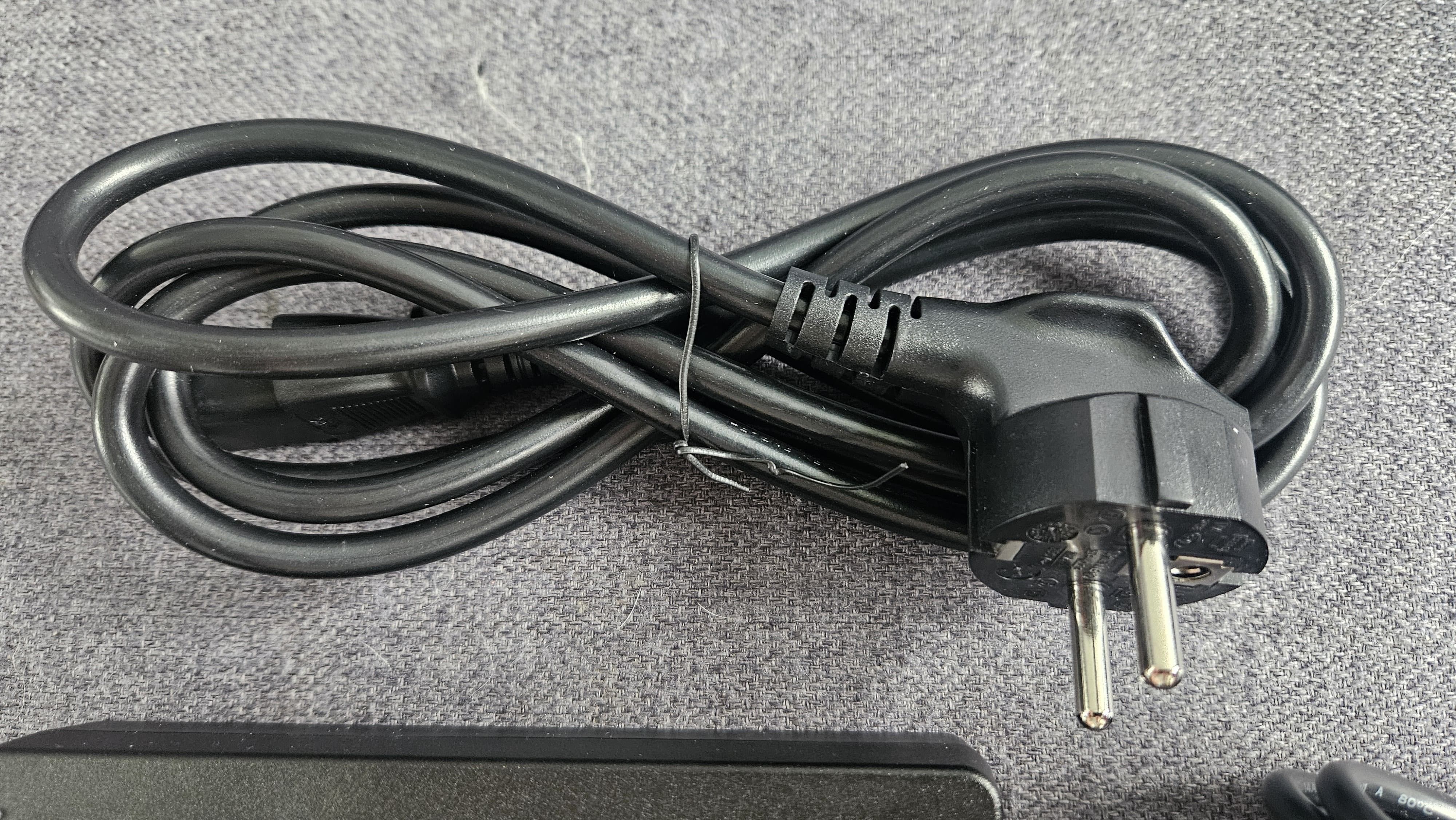 Zasilacz FSP230-AJAS3-1 (230W)