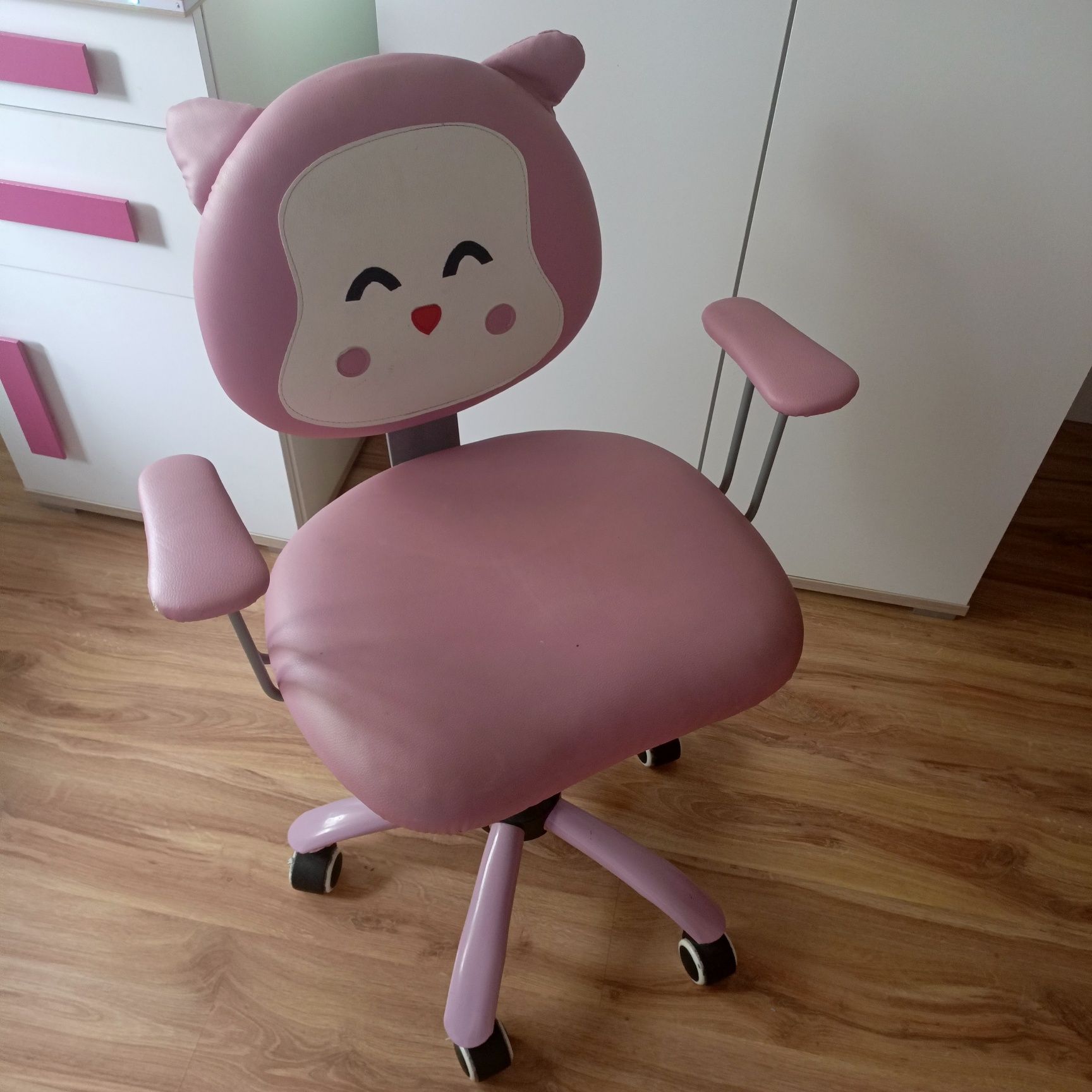 Fotel obrotowy kitty różowy