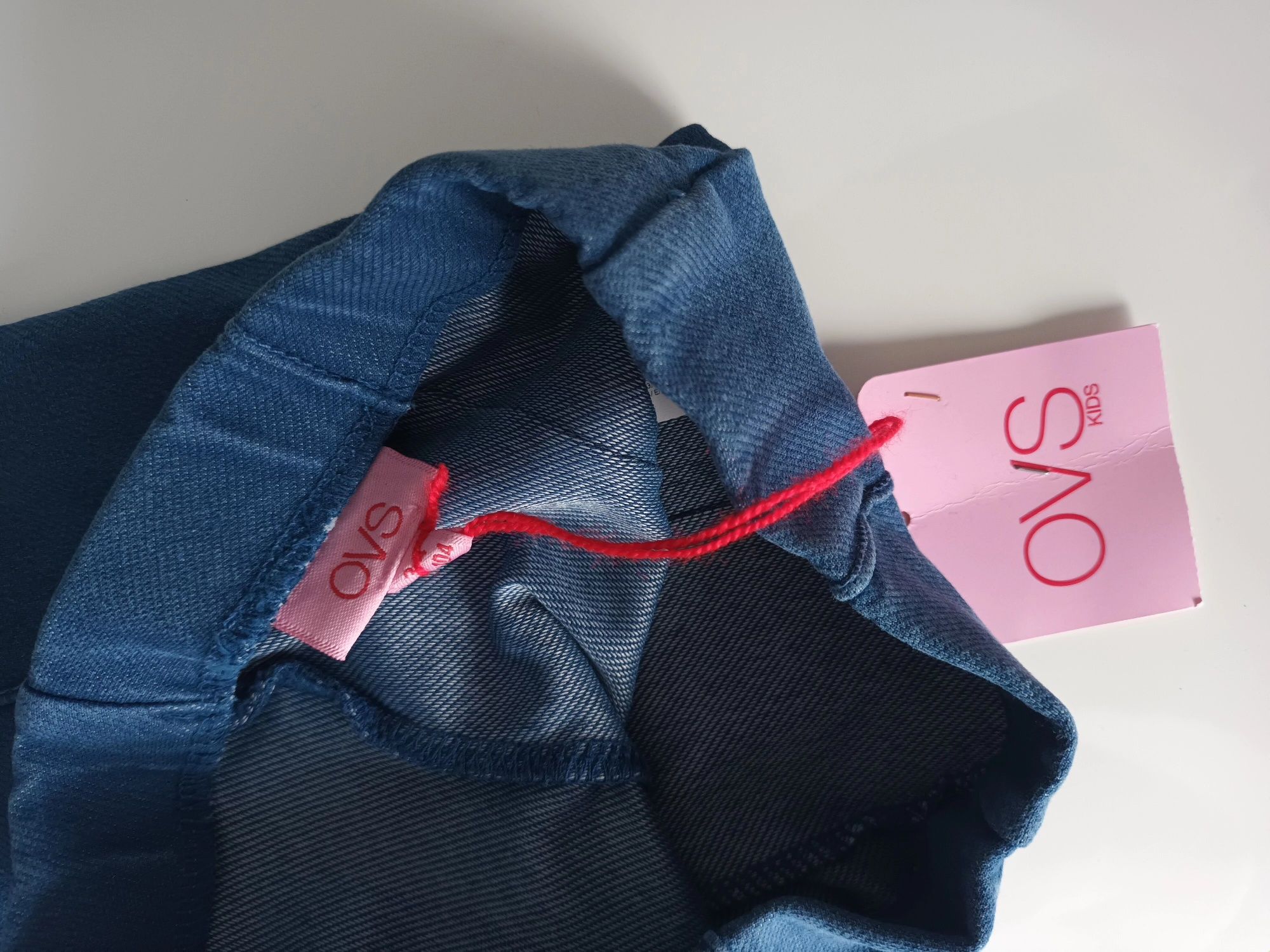 Nowe treginsy OVS, rozm.104, kolor jeans!