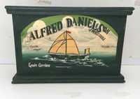 Caixa madeira vintage- Alfred Daniel & son