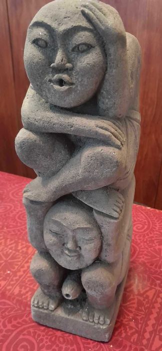 Estátua em Pedra Vulcânica - Origem: Malásia