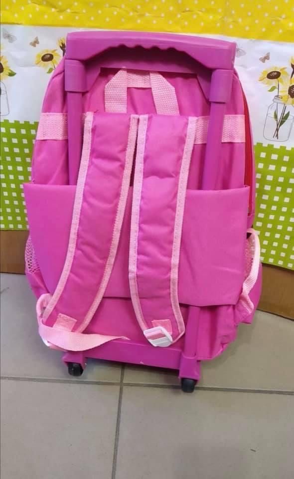 Дитячий рюкзак на колесах для дівчинки