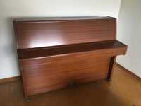 Piano vertical “Barratt & Robinson”