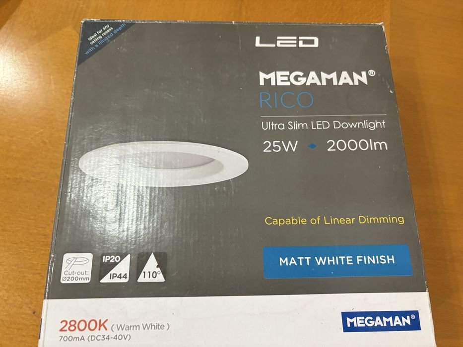 halogen i zasilacz megaman