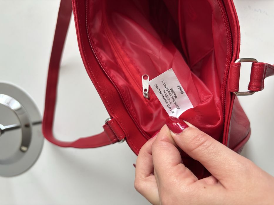 Czerwona vintage torebka Stefano retro modna trendy viral na ramię