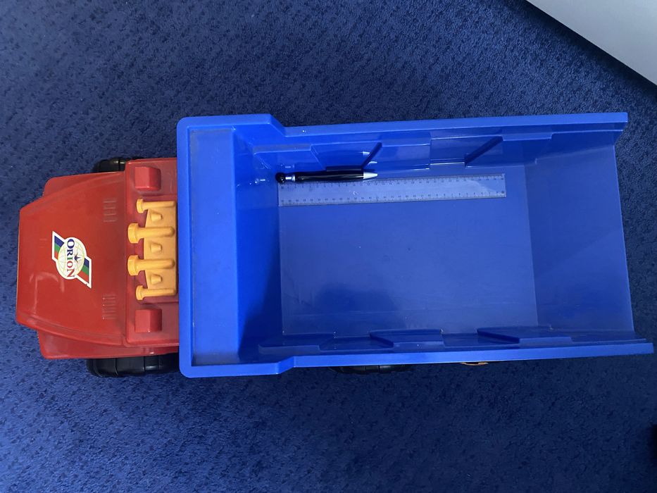 Camião brinquedo grande EXCELENTE ESTADO