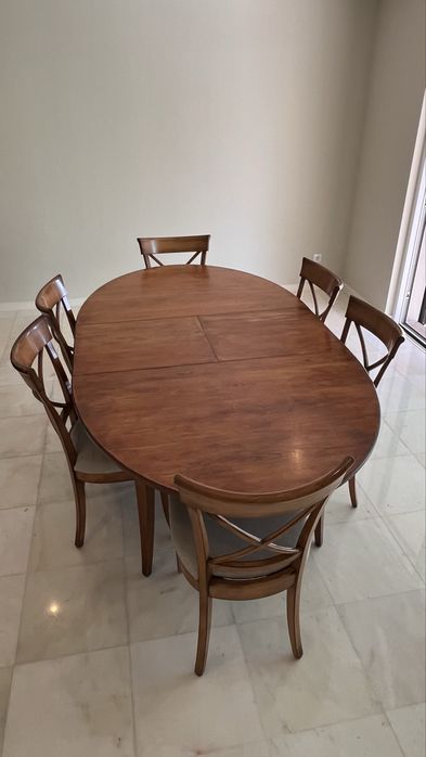 Mesa de jantar com 6 cadeiras Roche Bobois - 120cm x 220cm