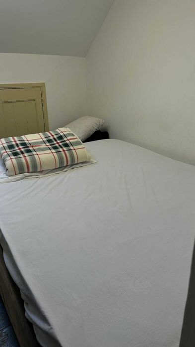 Quarto para arrendamento no centro do Porto